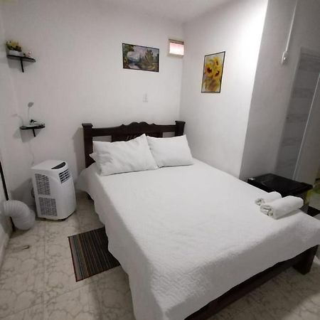 Habitacion Cerca De La Universidad Del Sinu Cartagena エクステリア 写真